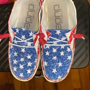 Patriotic Hey Dudes(Wendy)